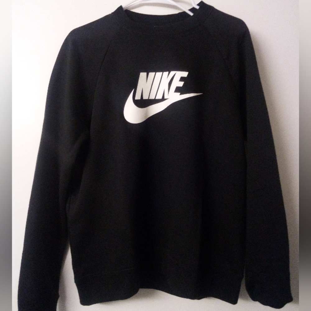 Nike Men's Crewneck Sweater in Black and White